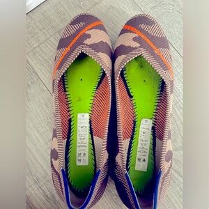 Beautiful taupe neon trip flats I really good condition.